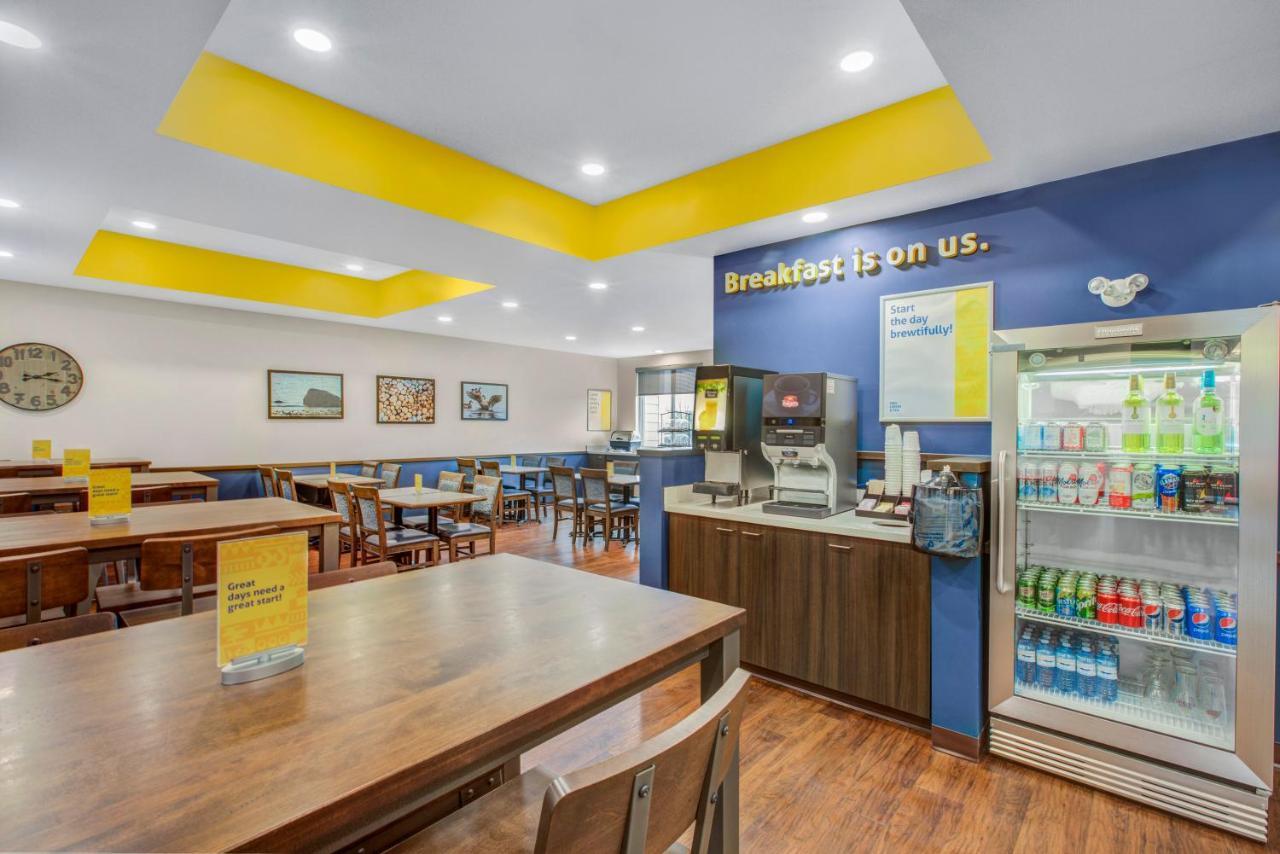 林赛戴斯套房酒店 外观 照片